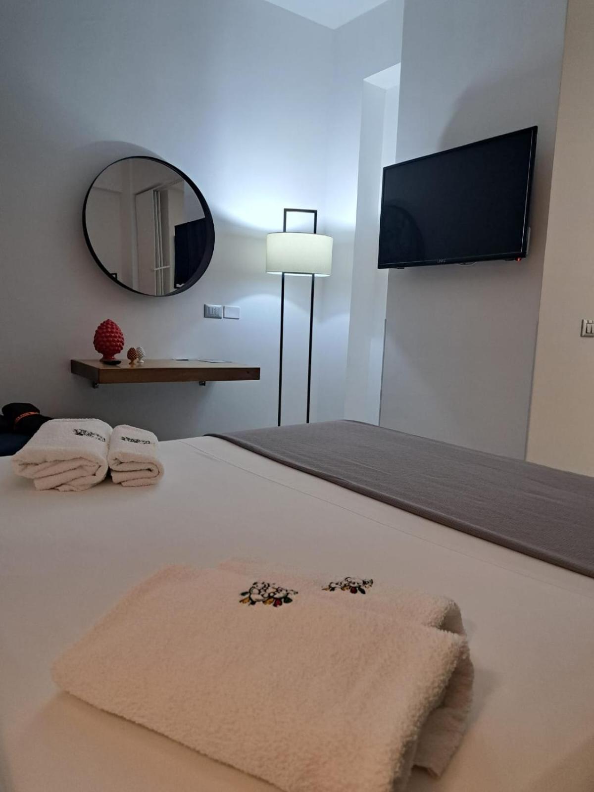 Sikelia Superior Rooms Milazzo Dış mekan fotoğraf